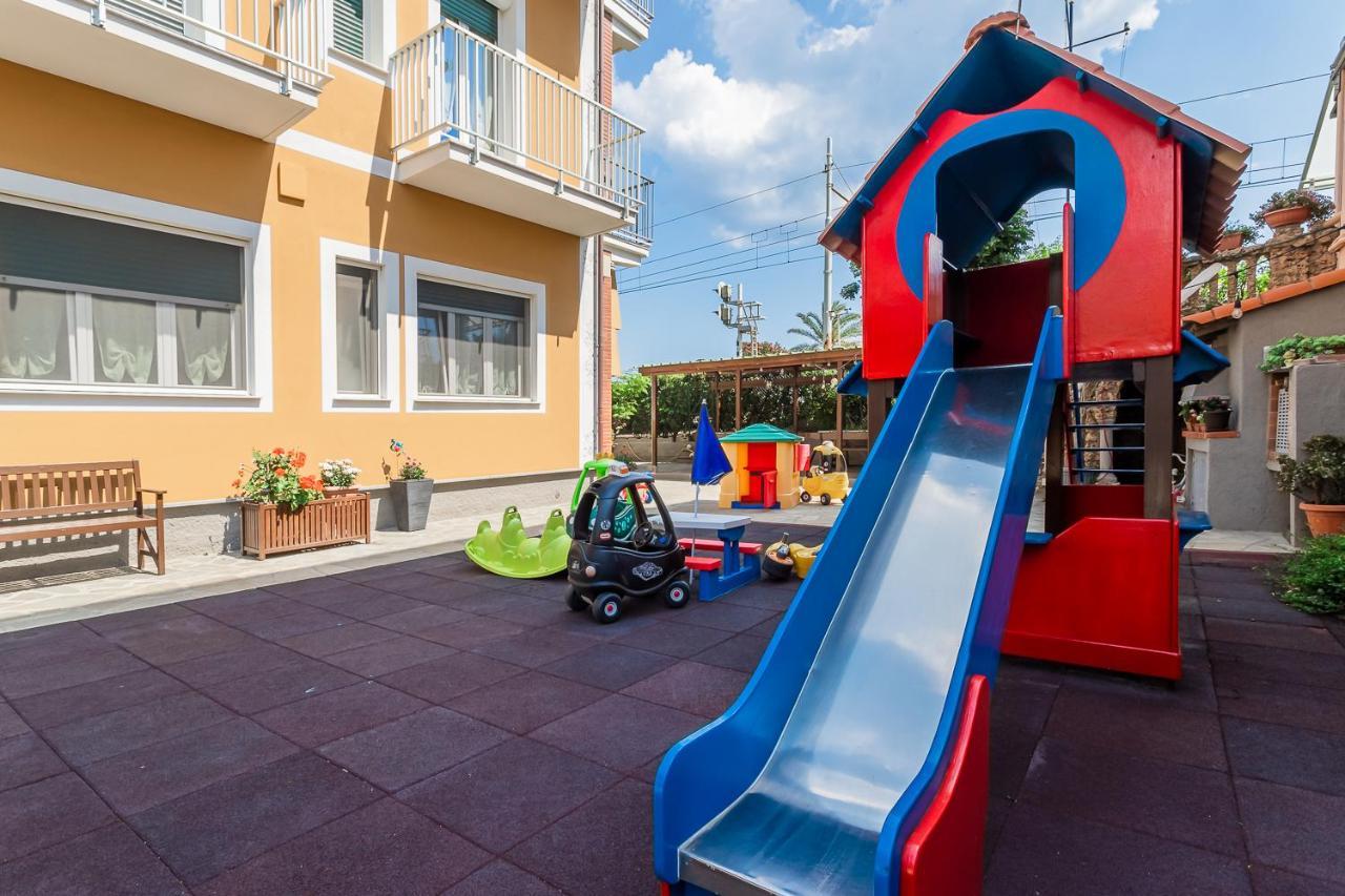 Residence Villa Alda Pietra Ligure Exterior foto