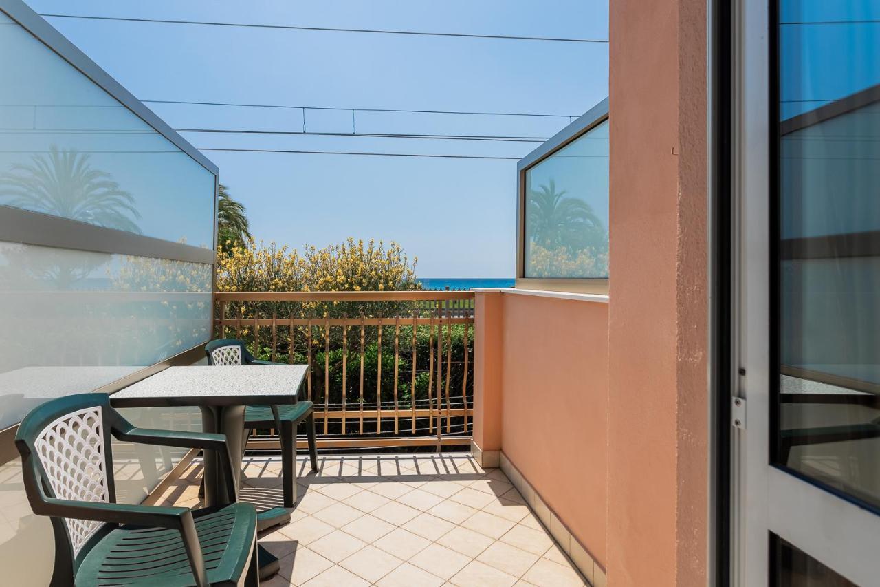 Residence Villa Alda Pietra Ligure Exterior foto