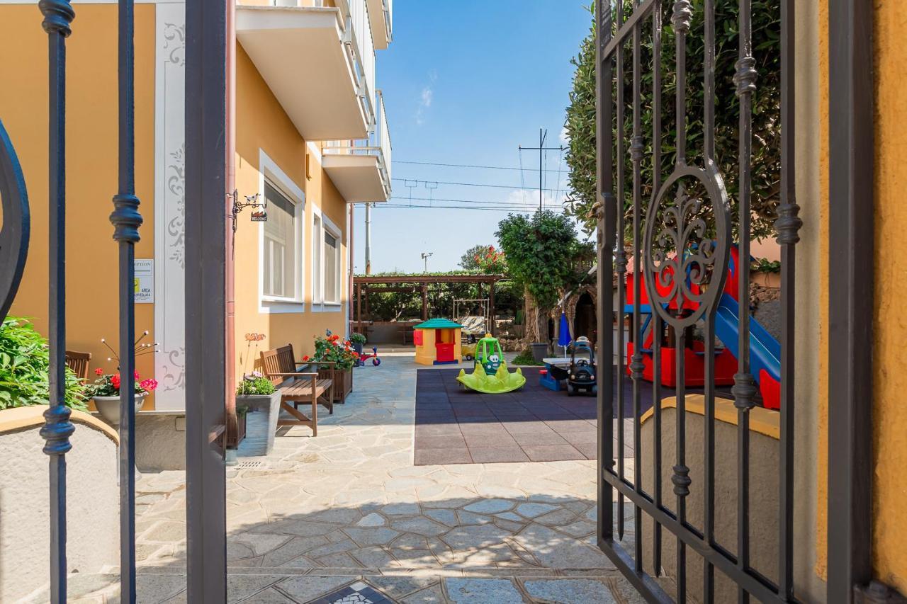 Residence Villa Alda Pietra Ligure Exterior foto