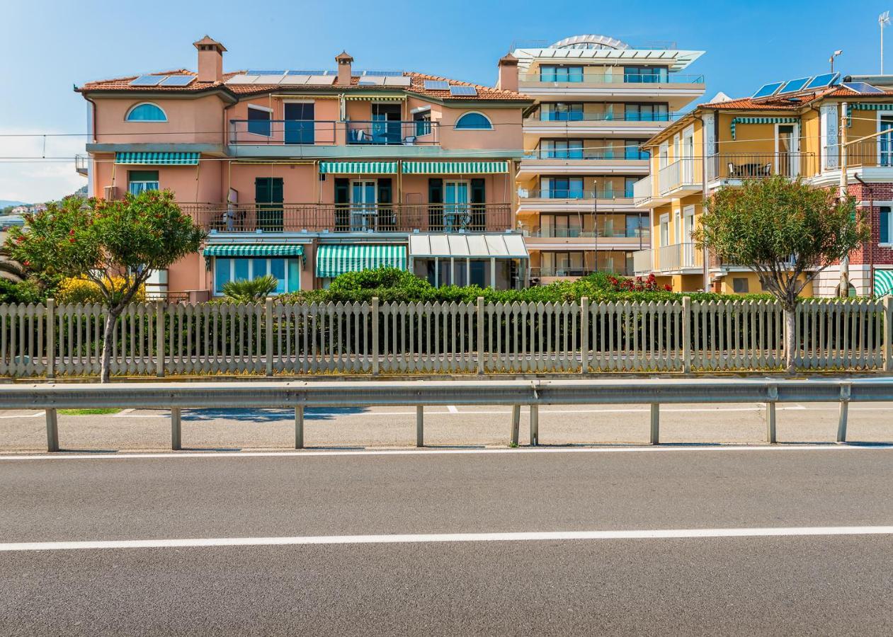 Residence Villa Alda Pietra Ligure Exterior foto